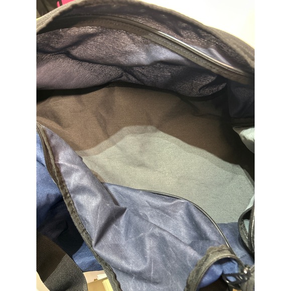 Nike Duffel Bag Gym Sports Travel Carry On Shoulder Bag Navy Blue - Picture 9 of 10